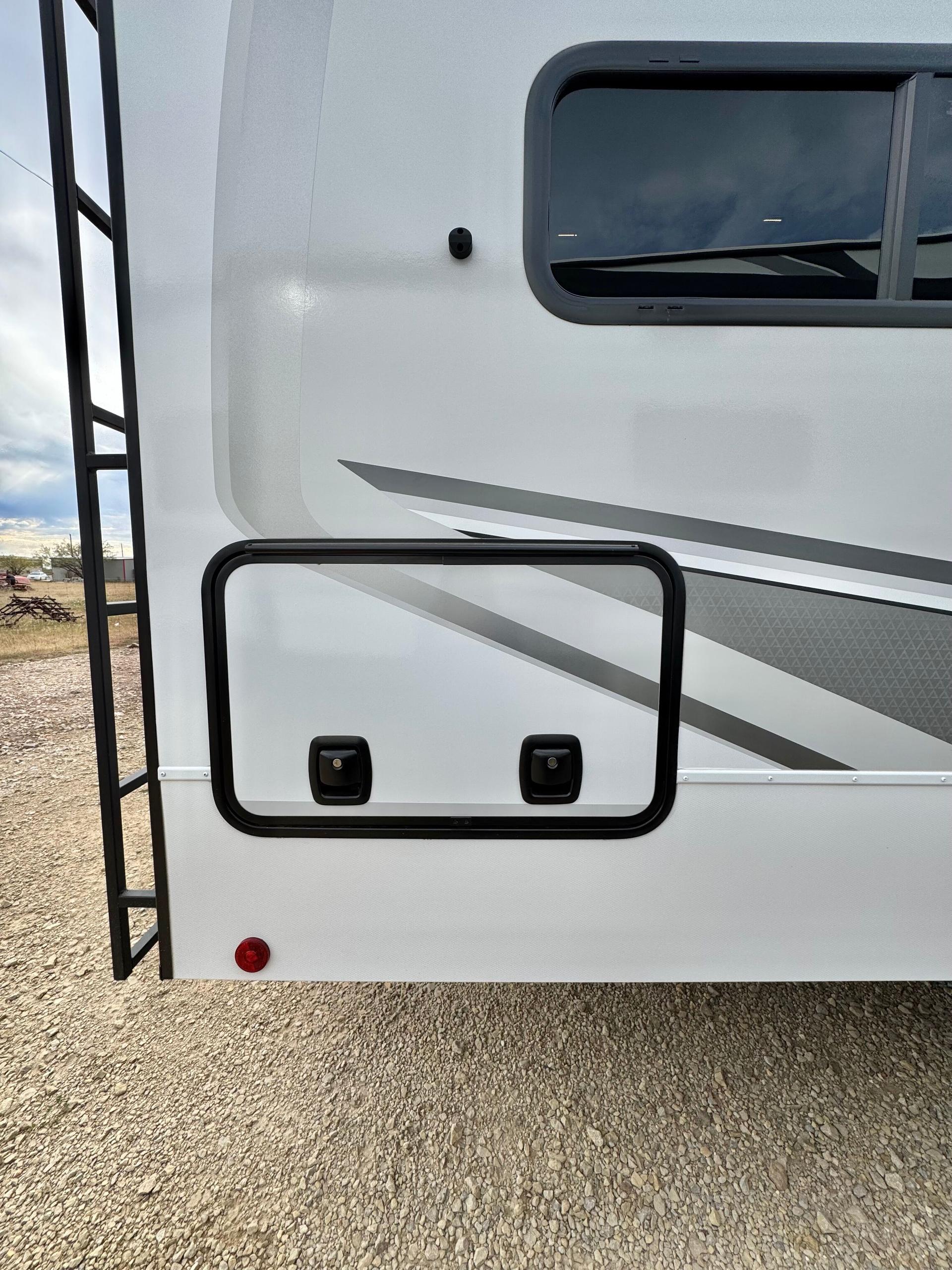 2025 Alliance RV 2025 Alliance RV Avenue - thumbnail 10