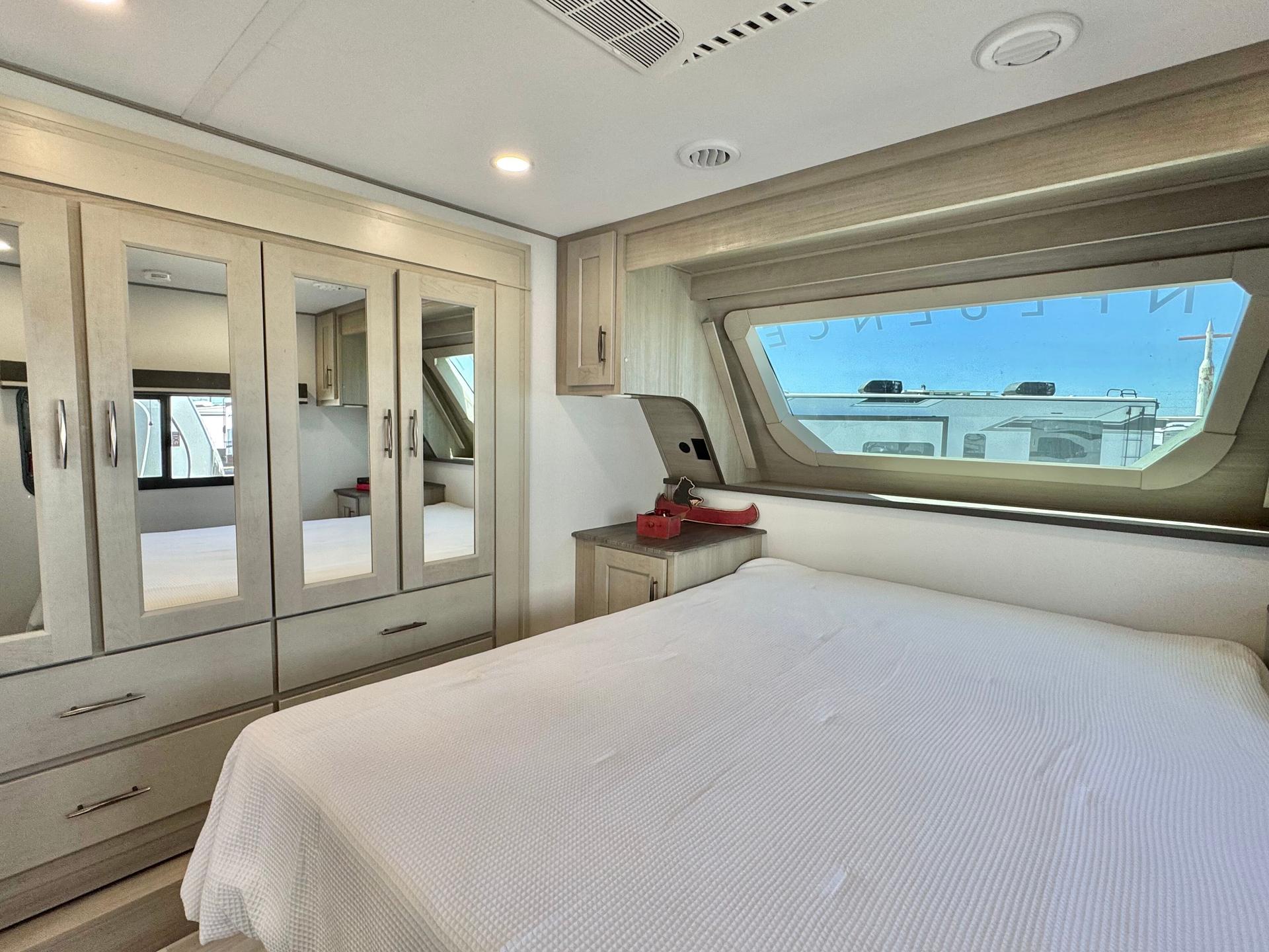 2025 Grand Design 2025 Grand Design Influence - thumbnail 47