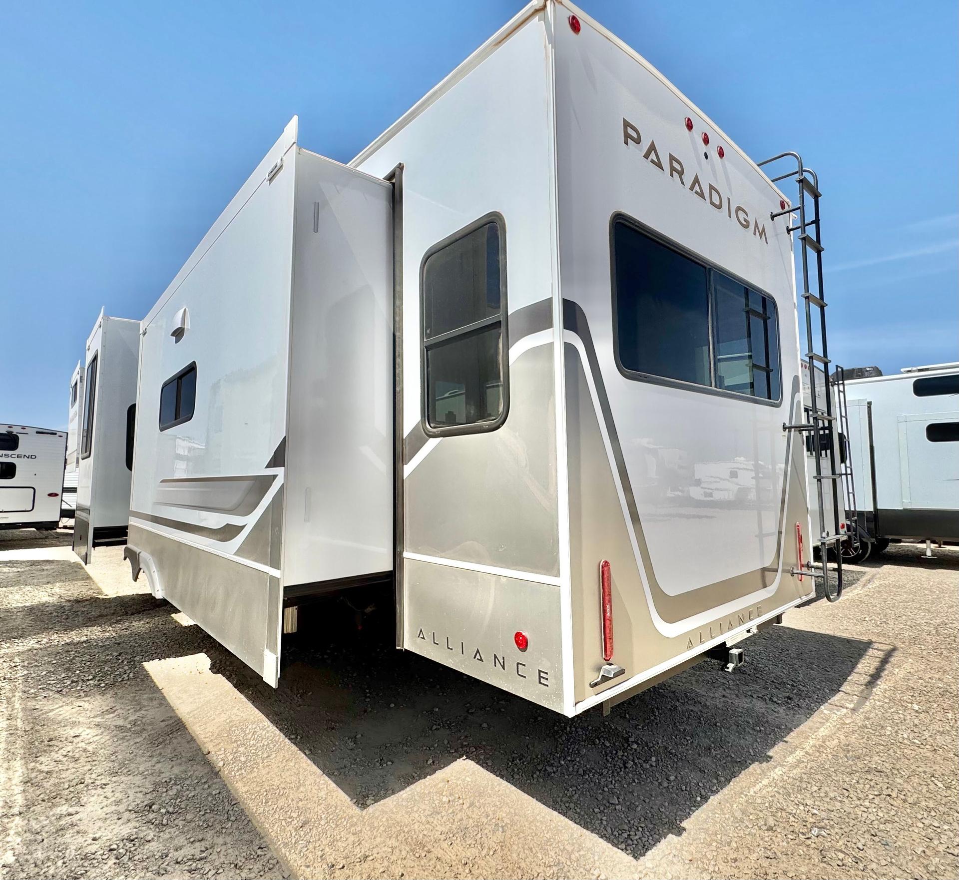 2025 Alliance RV 2025 Alliance RV Paradigm - thumbnail 15