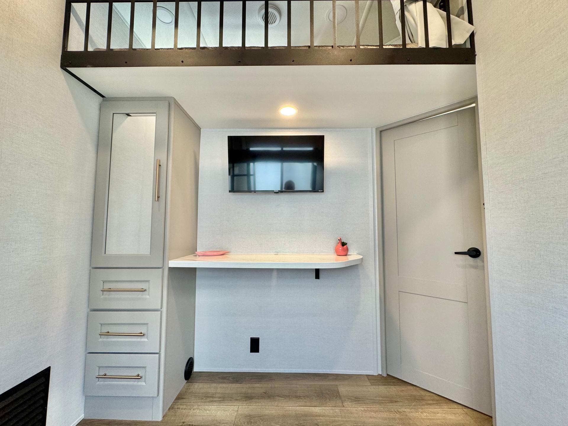 2025 Alliance RV 2025 Alliance RV Paradigm - thumbnail 51