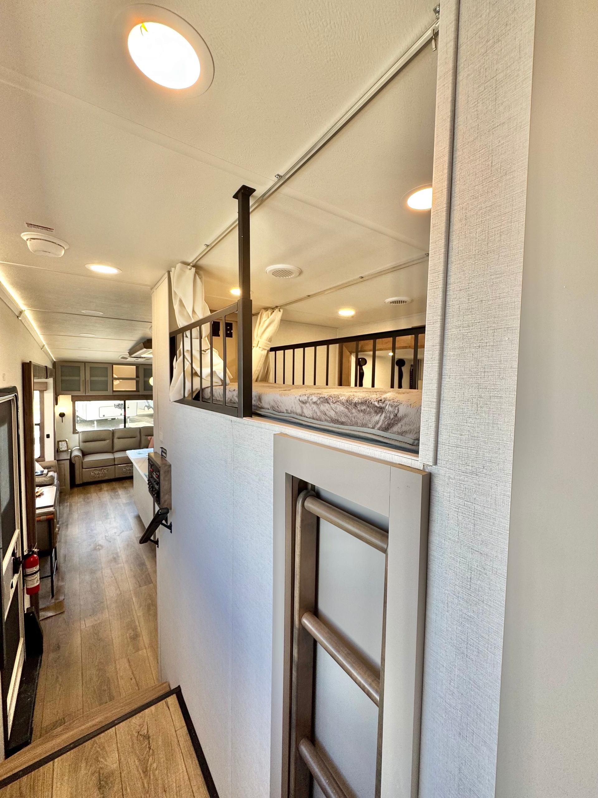 2025 Alliance RV 2025 Alliance RV Paradigm - thumbnail 53