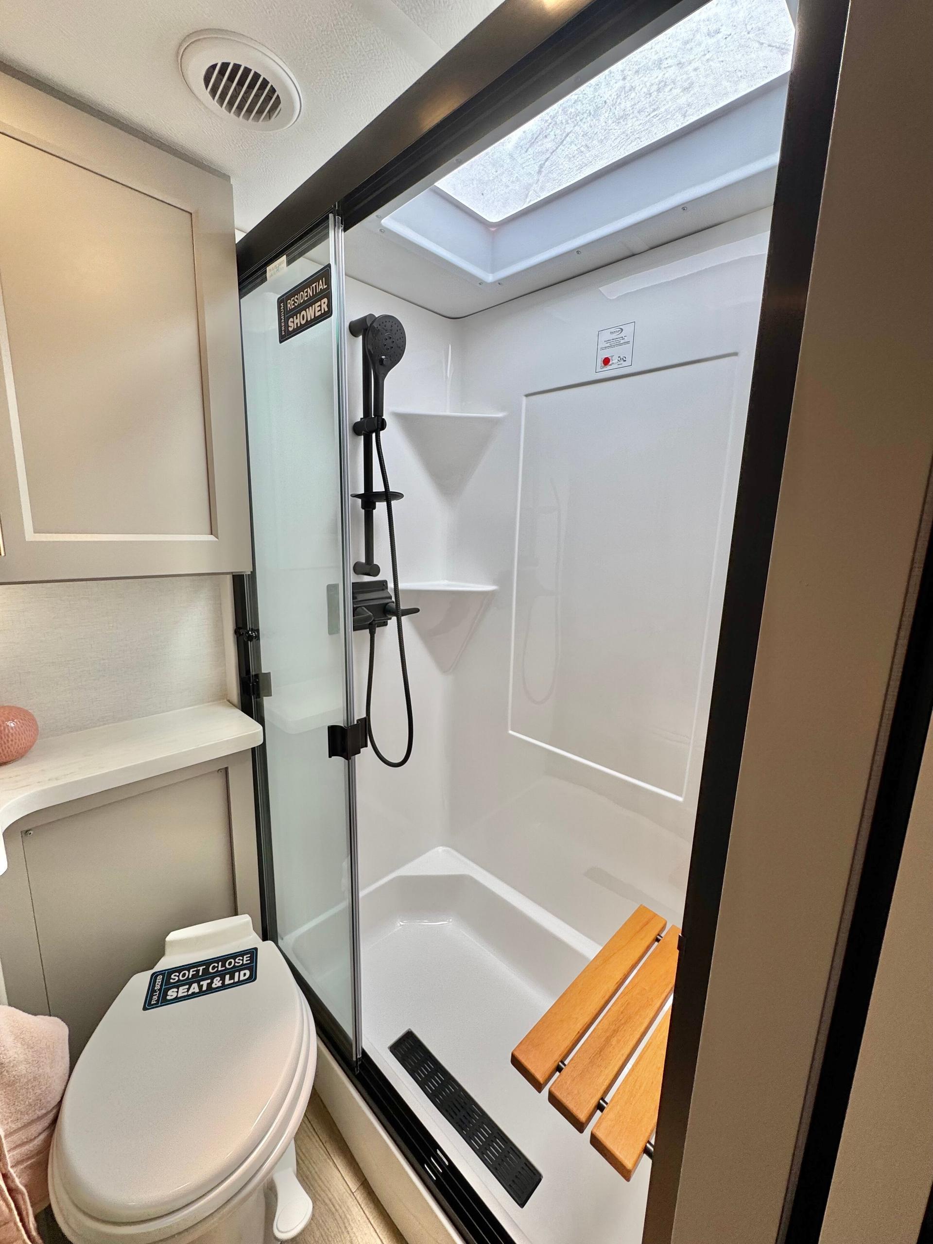 2025 Alliance RV 2025 Alliance RV Paradigm - thumbnail 57