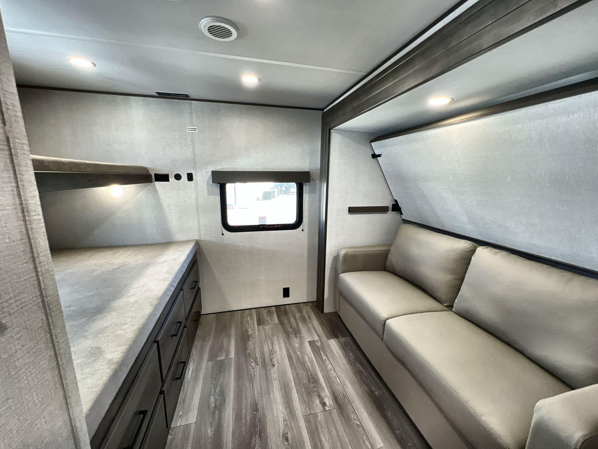 2026 Grand Design 2026 Grand Design Transcend Xplor - thumbnail 27