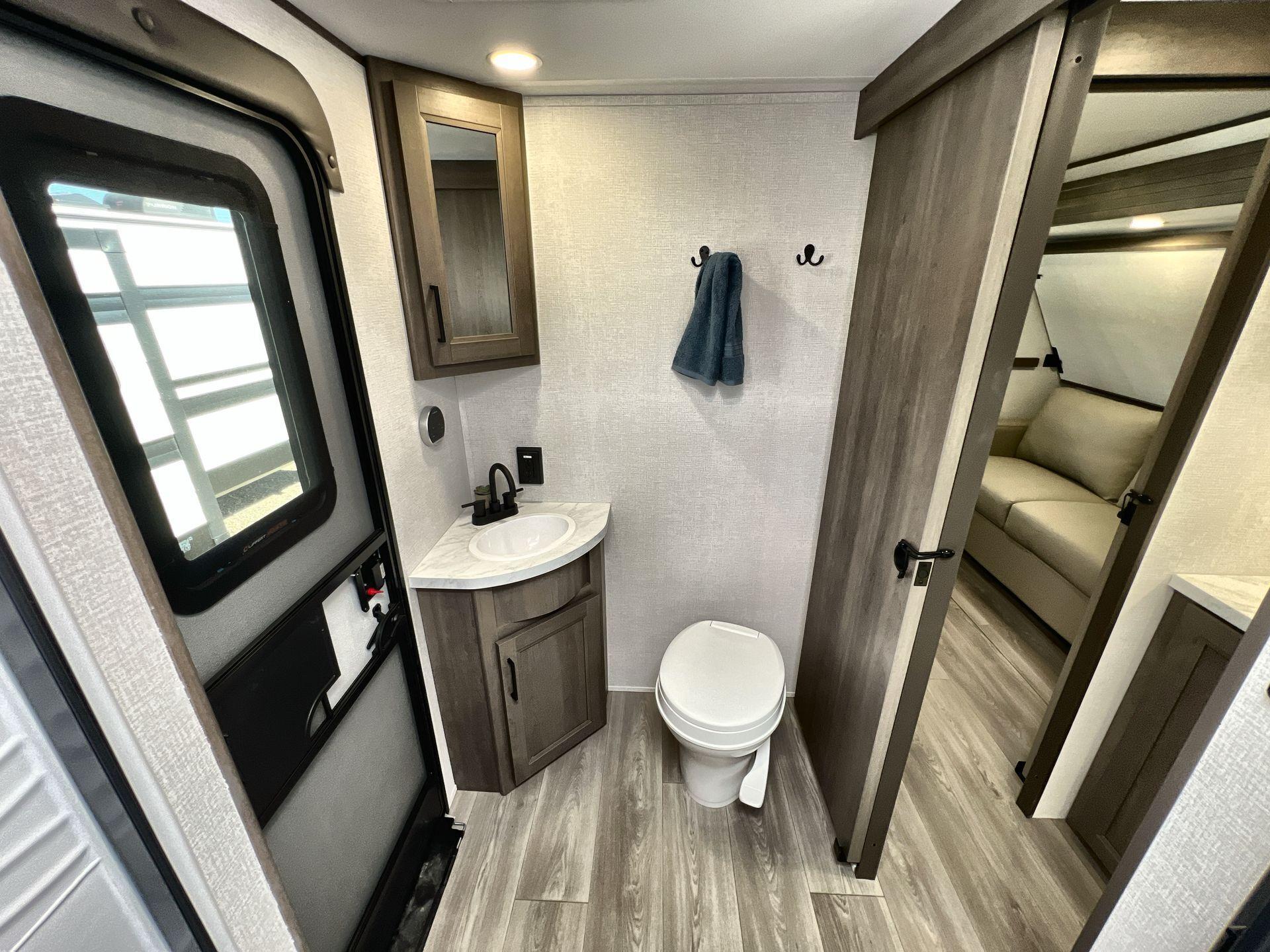 2026 Grand Design 2026 Grand Design Transcend Xplor - thumbnail 35