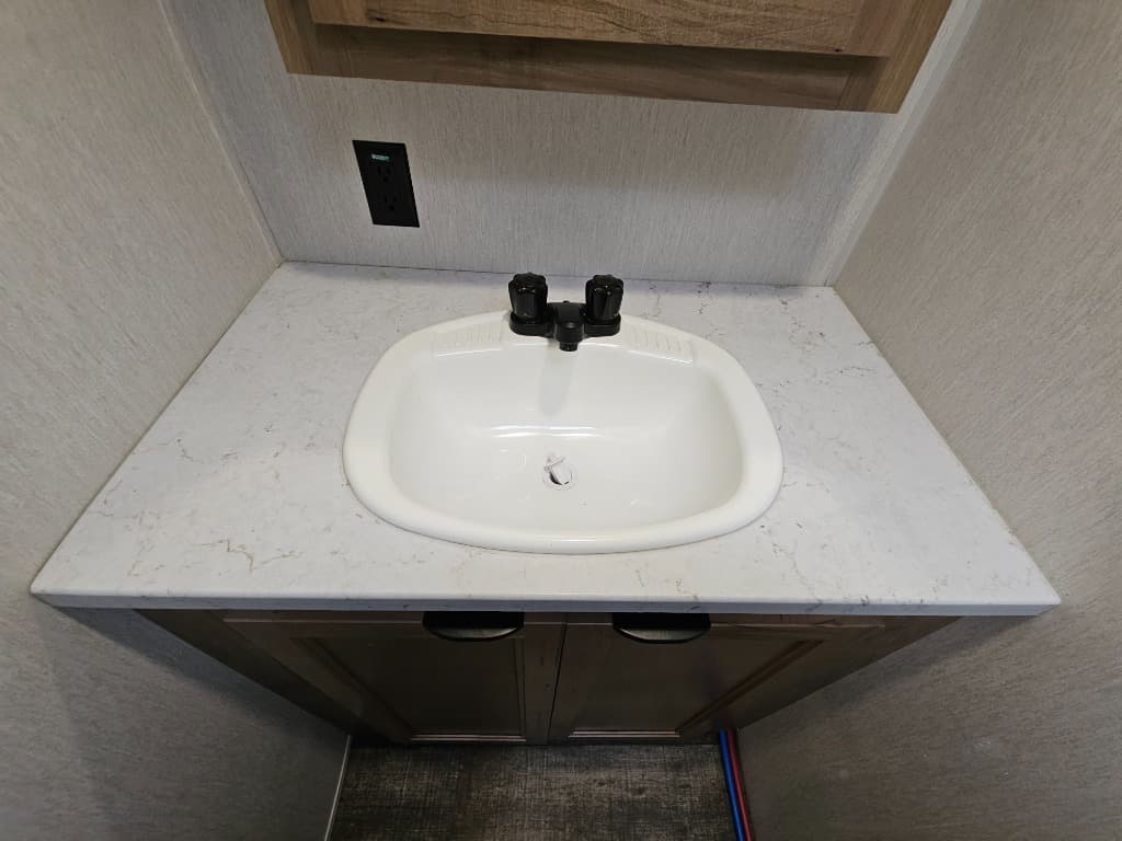 2024 Forest River 2024 Forest River Cherokee Wolf Pup - thumbnail 25