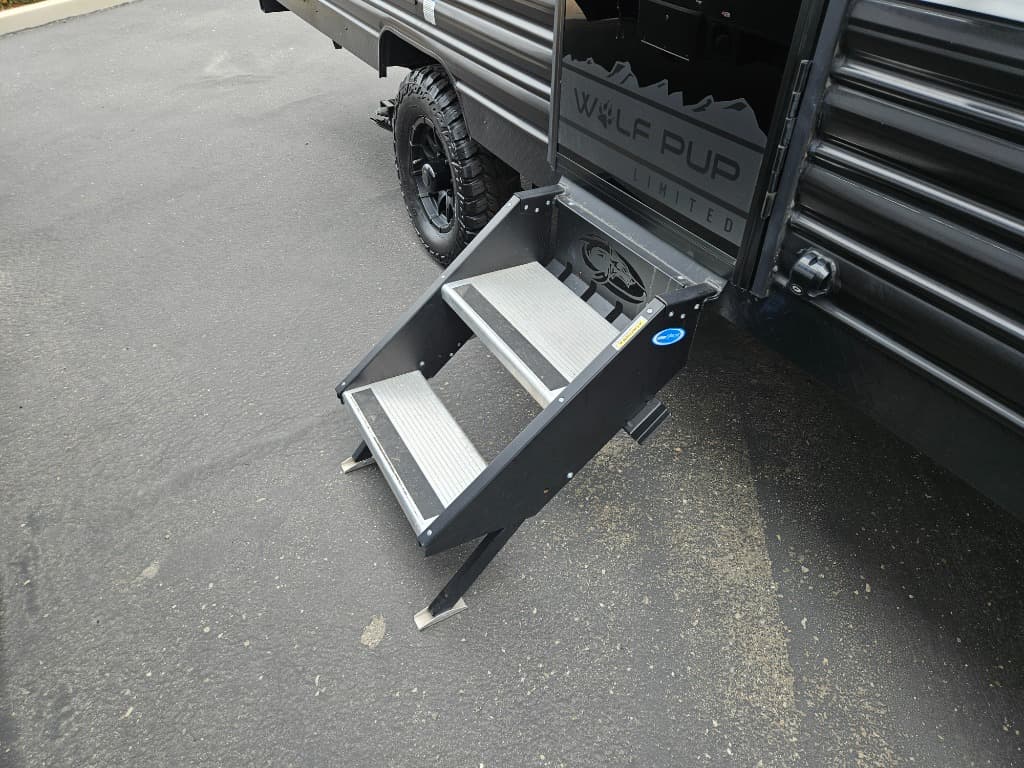 2024 Forest River 2024 Forest River Cherokee Wolf Pup - thumbnail 32