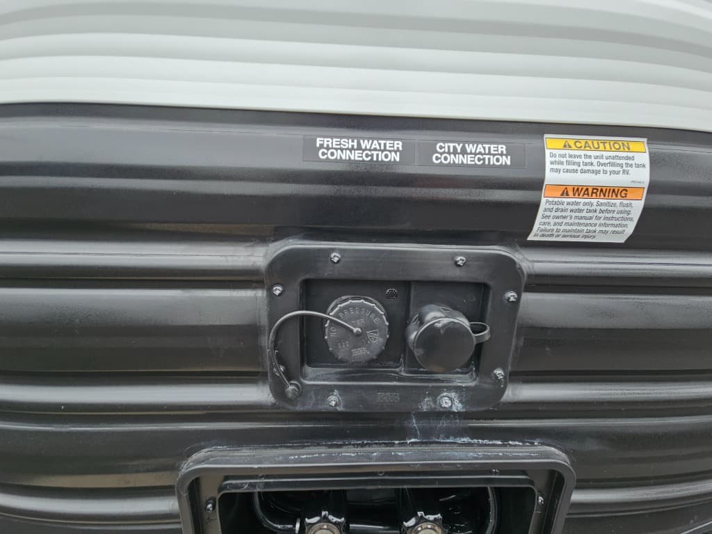 2024 Forest River 2024 Forest River Cherokee Wolf Pup - thumbnail 43