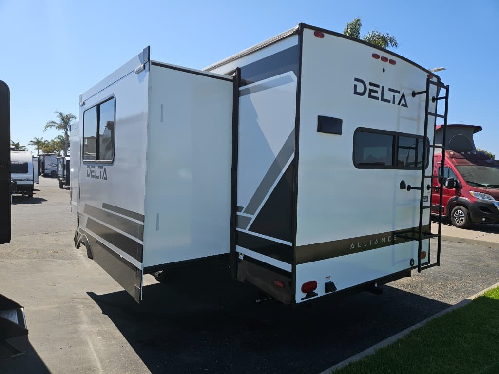 2026 Alliance RV 2026 Alliance RV Delta - thumbnail 5