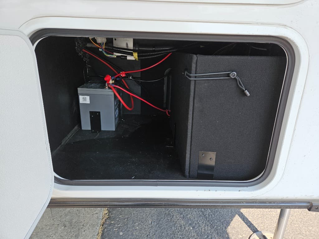 2026 Alliance RV 2026 Alliance RV Valor - thumbnail 10