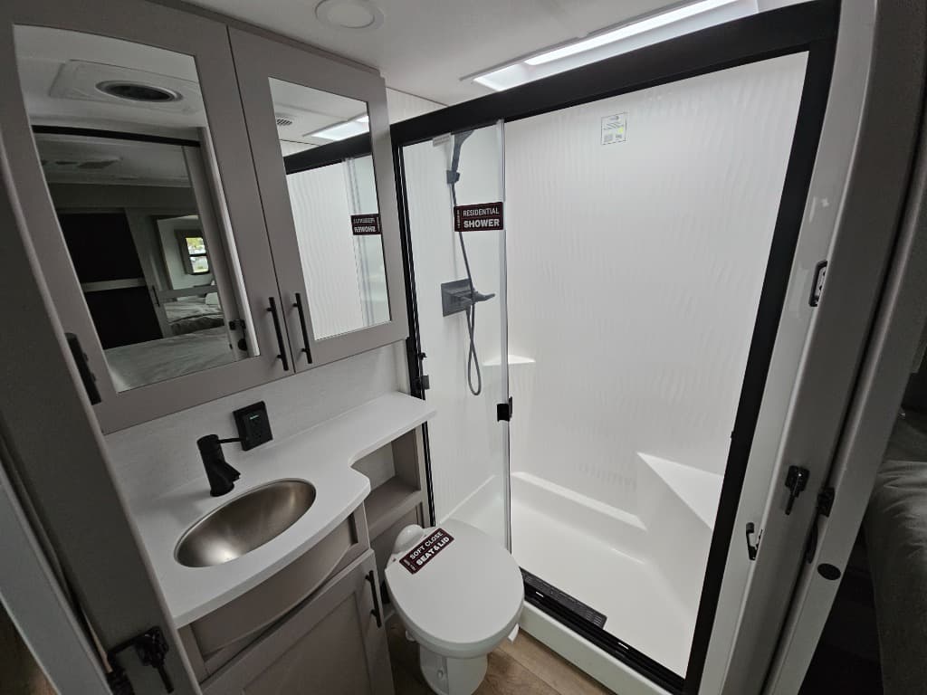 2026 Alliance RV 2026 Alliance RV Valor - thumbnail 47