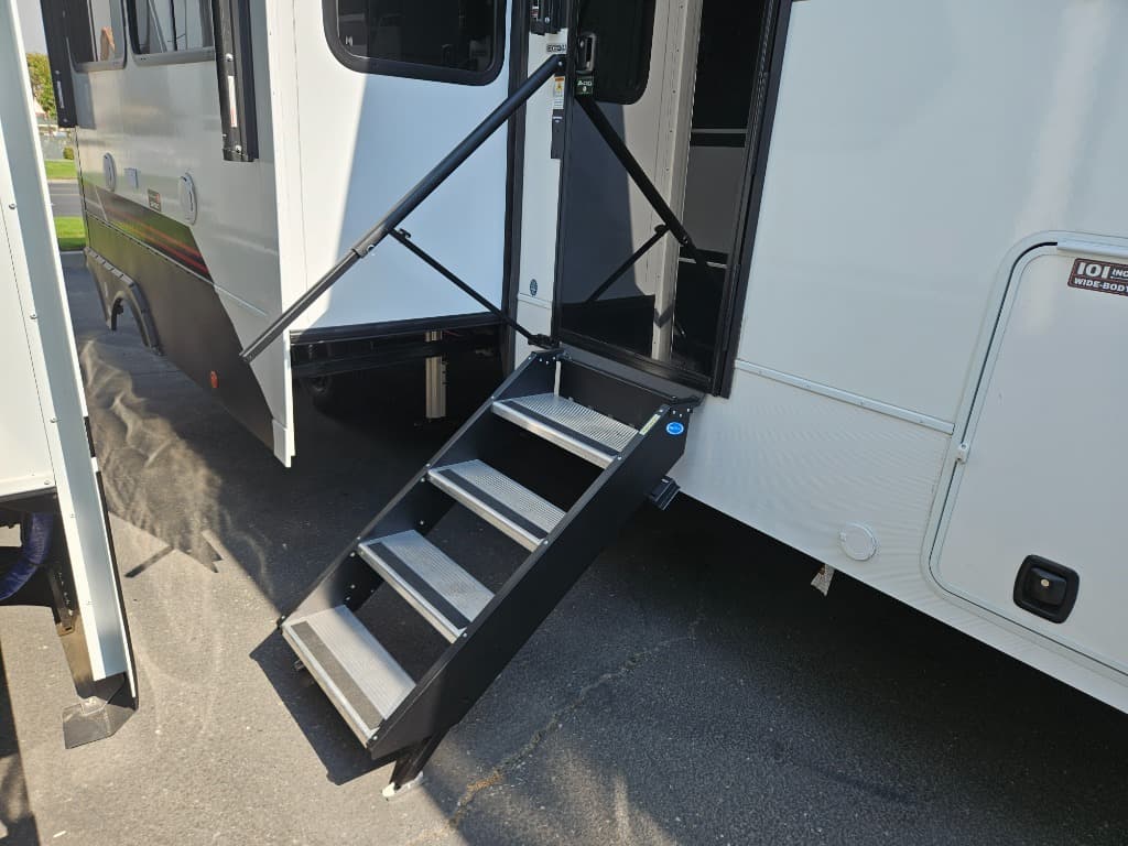 2026 Alliance RV 2026 Alliance RV Valor - thumbnail 16