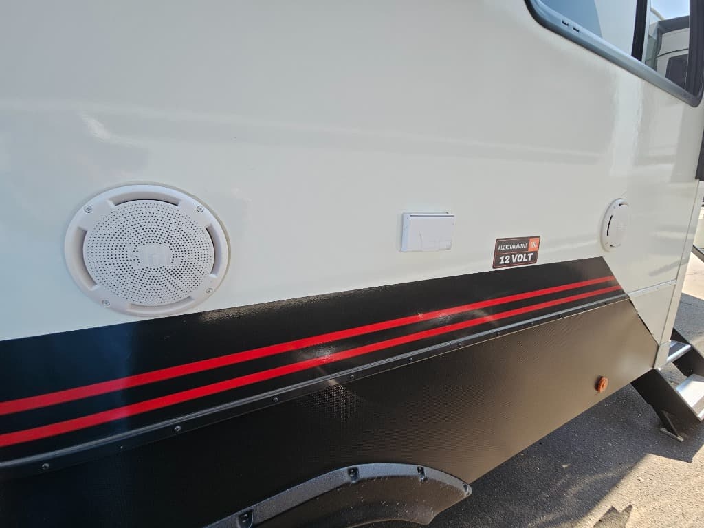 2026 Alliance RV 2026 Alliance RV Valor - thumbnail 18