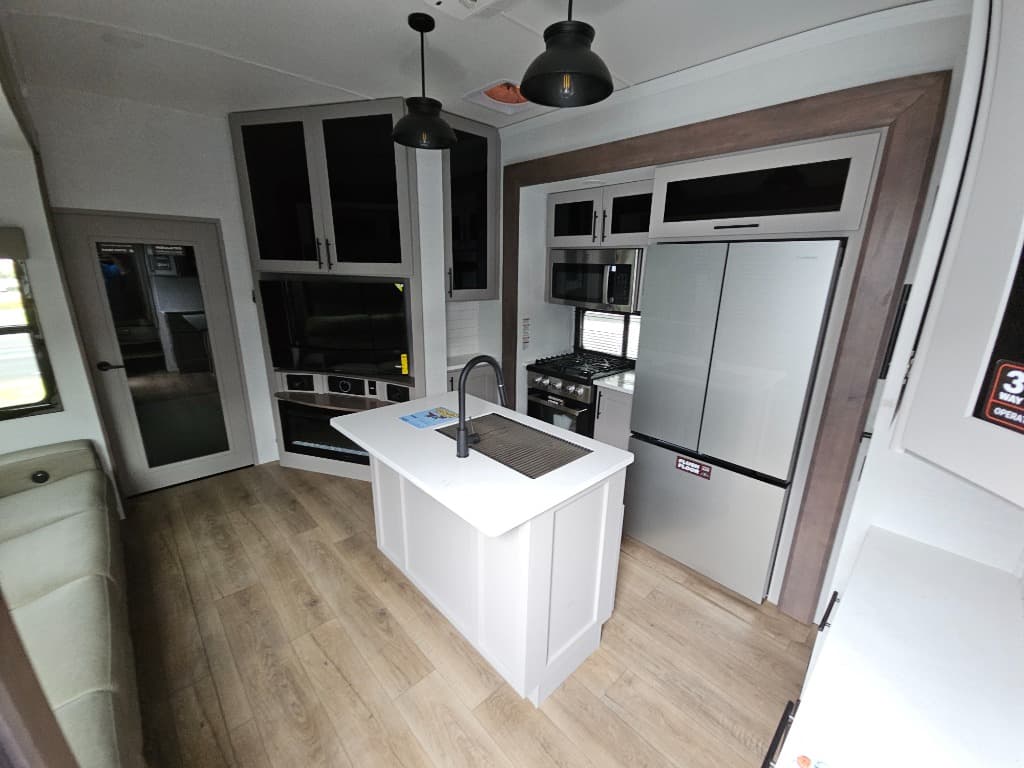 2026 Alliance RV 2026 Alliance RV Valor - thumbnail 32