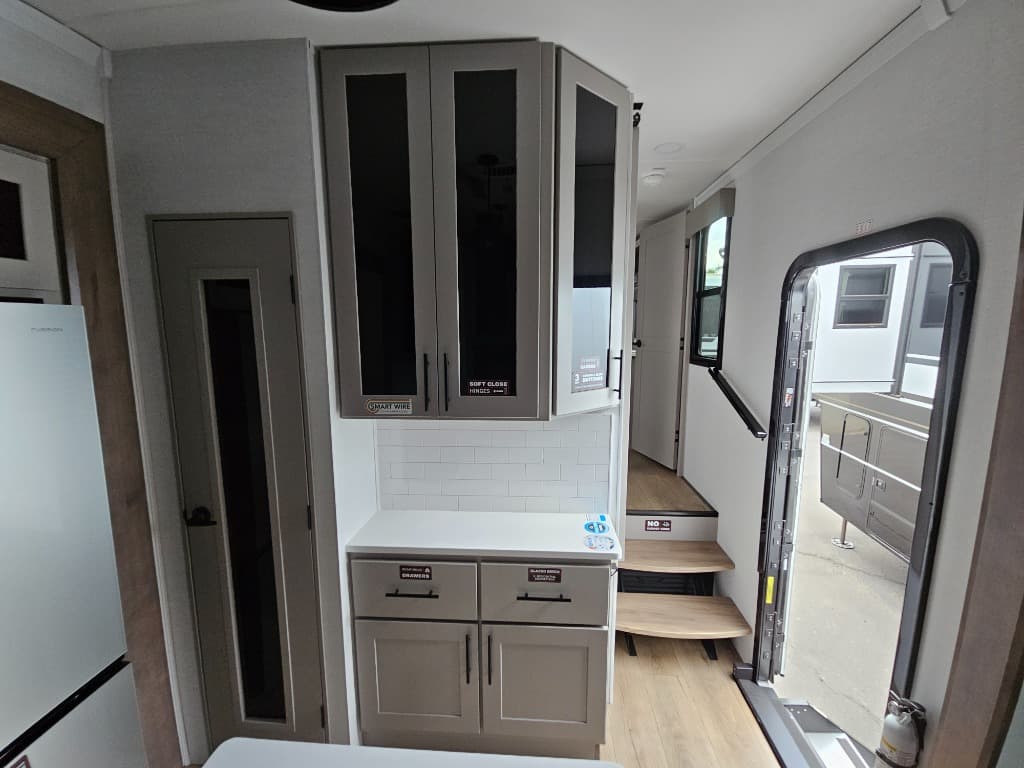 2026 Alliance RV 2026 Alliance RV Valor - thumbnail 38