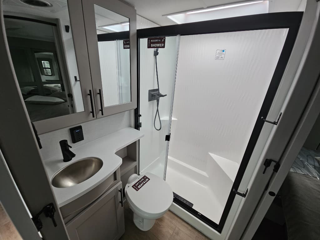 2026 Alliance RV 2026 Alliance RV Valor - thumbnail 39