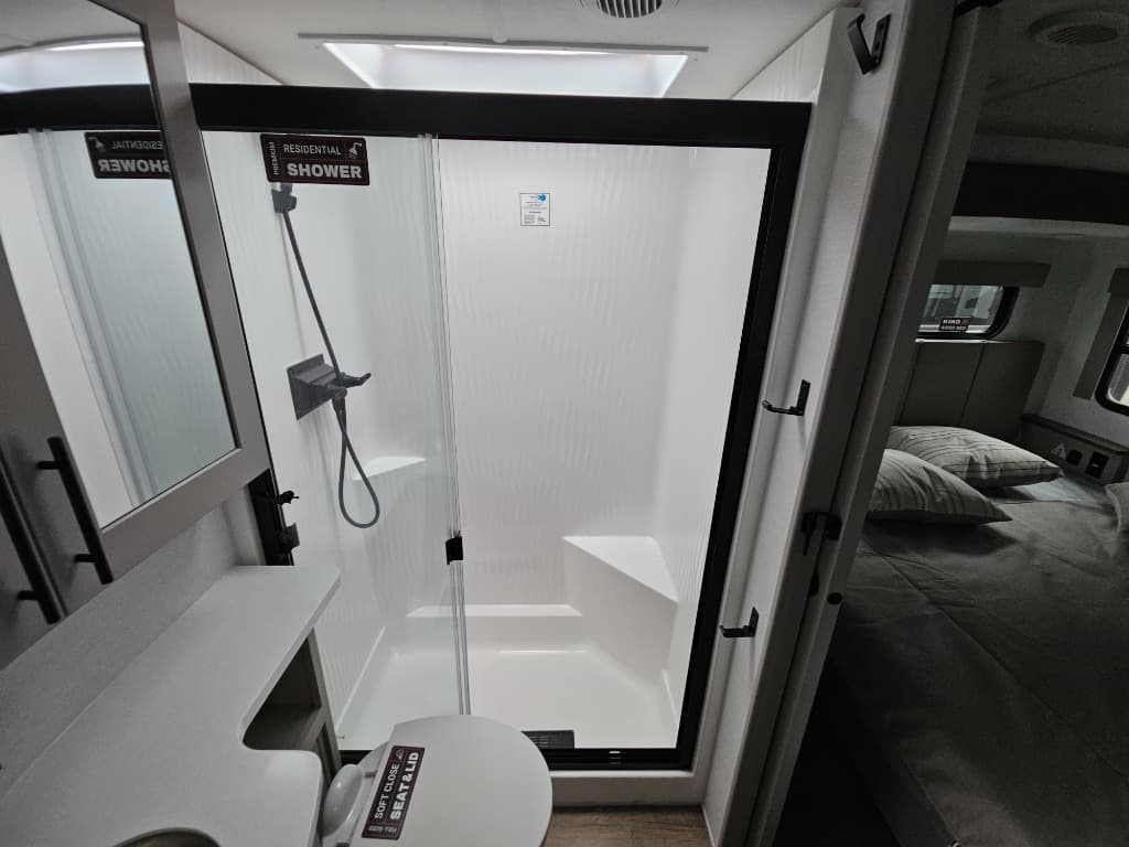 2026 Alliance RV 2026 Alliance RV Valor - thumbnail 40