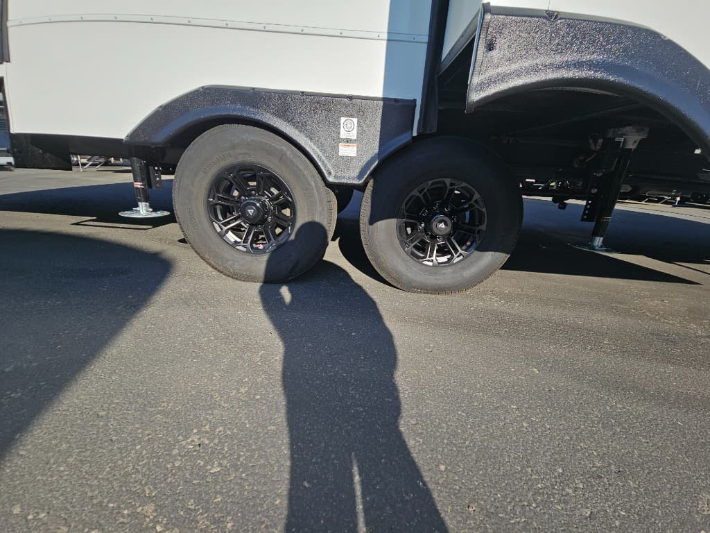 2026 Alliance RV 2026 Alliance RV Valor All-Access - thumbnail 37