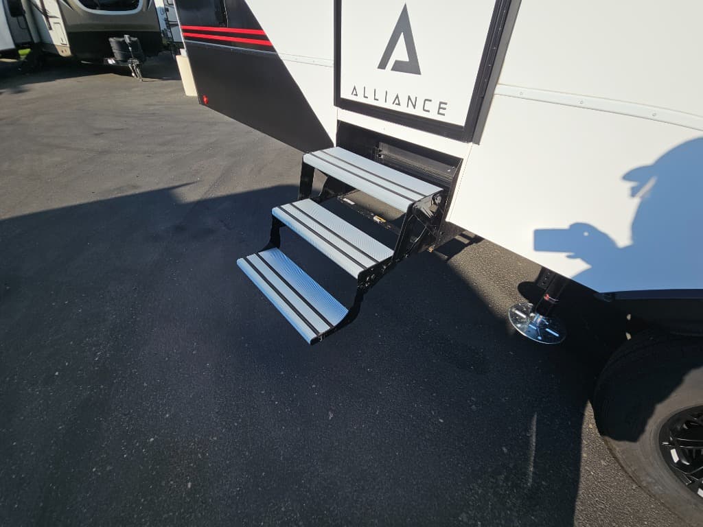 2026 Alliance RV 2026 Alliance RV Valor All-Access - thumbnail 39