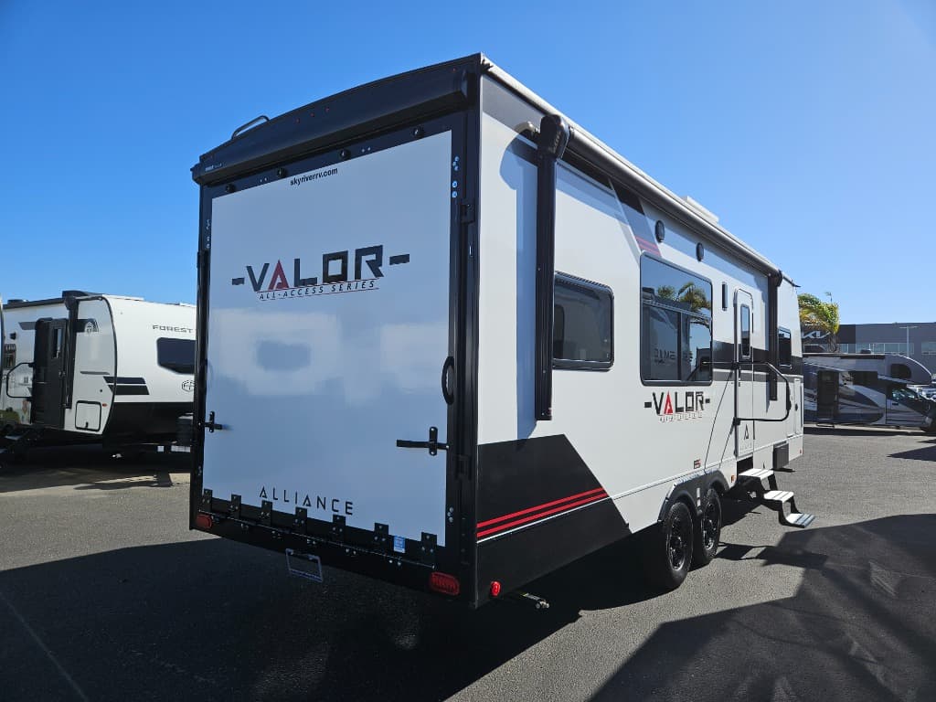 2026 Alliance RV 2026 Alliance RV Valor - thumbnail 3