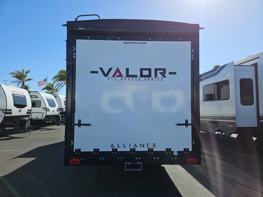 2026 Alliance RV 2026 Alliance RV Valor - thumbnail 4