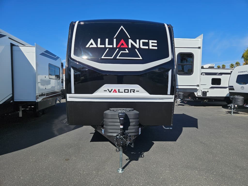 2026 Alliance RV 2026 Alliance RV Valor - thumbnail 7