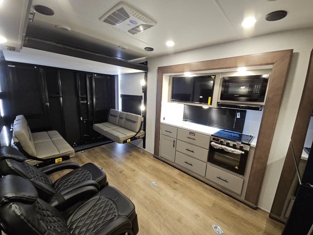 2026 Alliance RV 2026 Alliance RV Valor - thumbnail 8