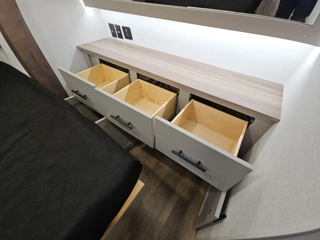 2026 Alliance RV 2026 Alliance RV Valor - thumbnail 41