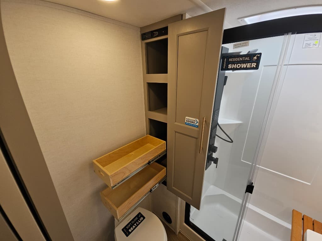 2026 Alliance RV 2026 Alliance RV Paradigm - thumbnail 35