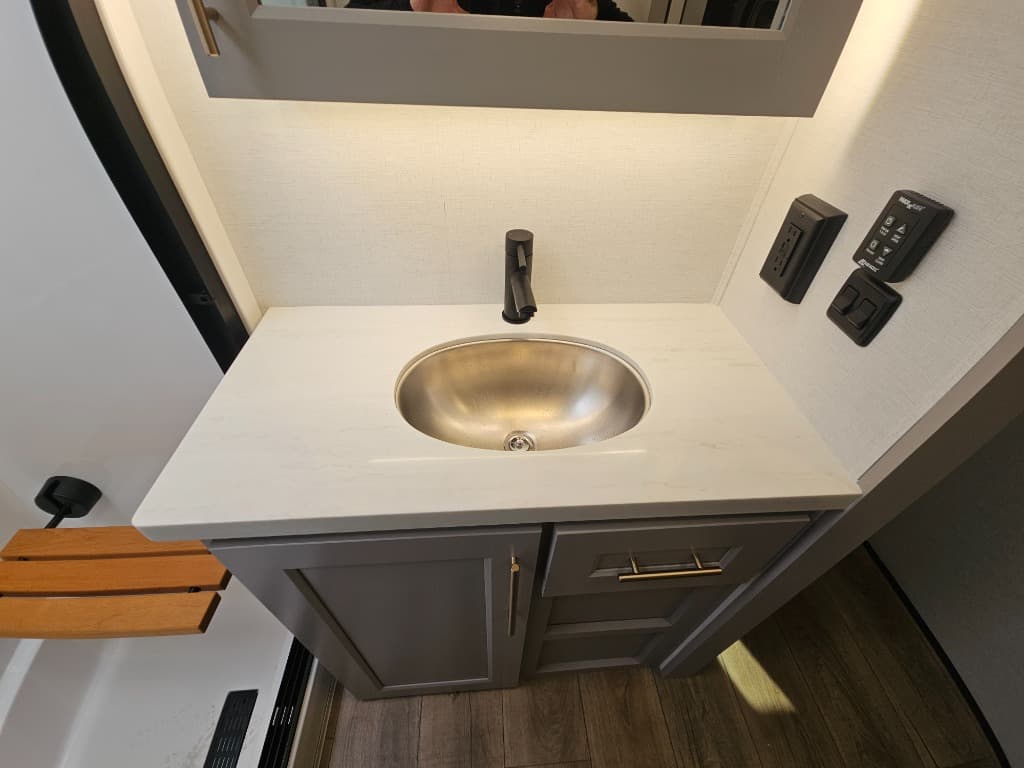 2026 Alliance RV 2026 Alliance RV Paradigm - thumbnail 39