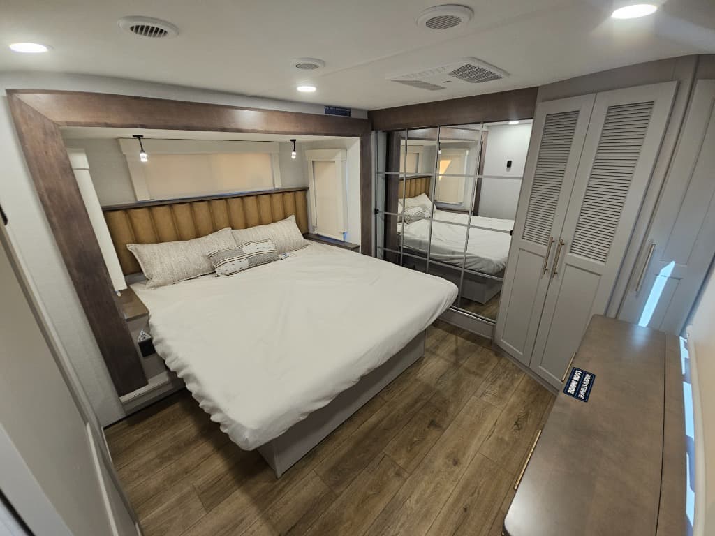 2026 Alliance RV 2026 Alliance RV Paradigm - thumbnail 41