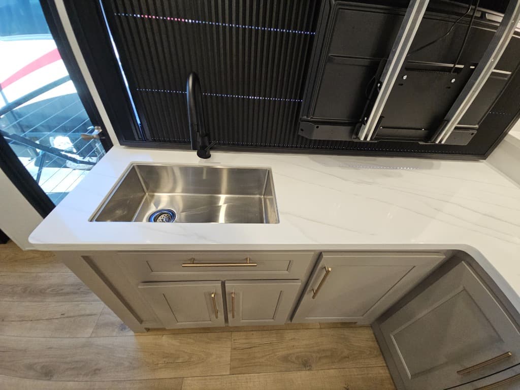 2026 Alliance RV 2026 Alliance RV Paradigm - thumbnail 29