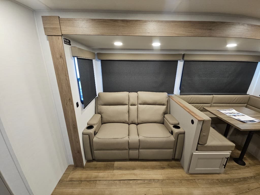 2026 Alliance RV 2026 Alliance RV Delta - thumbnail 9