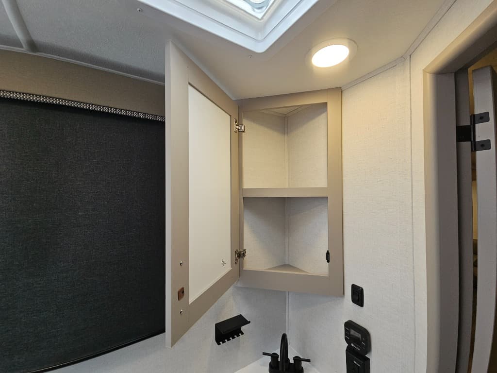 2026 Alliance RV 2026 Alliance RV Delta - thumbnail 37