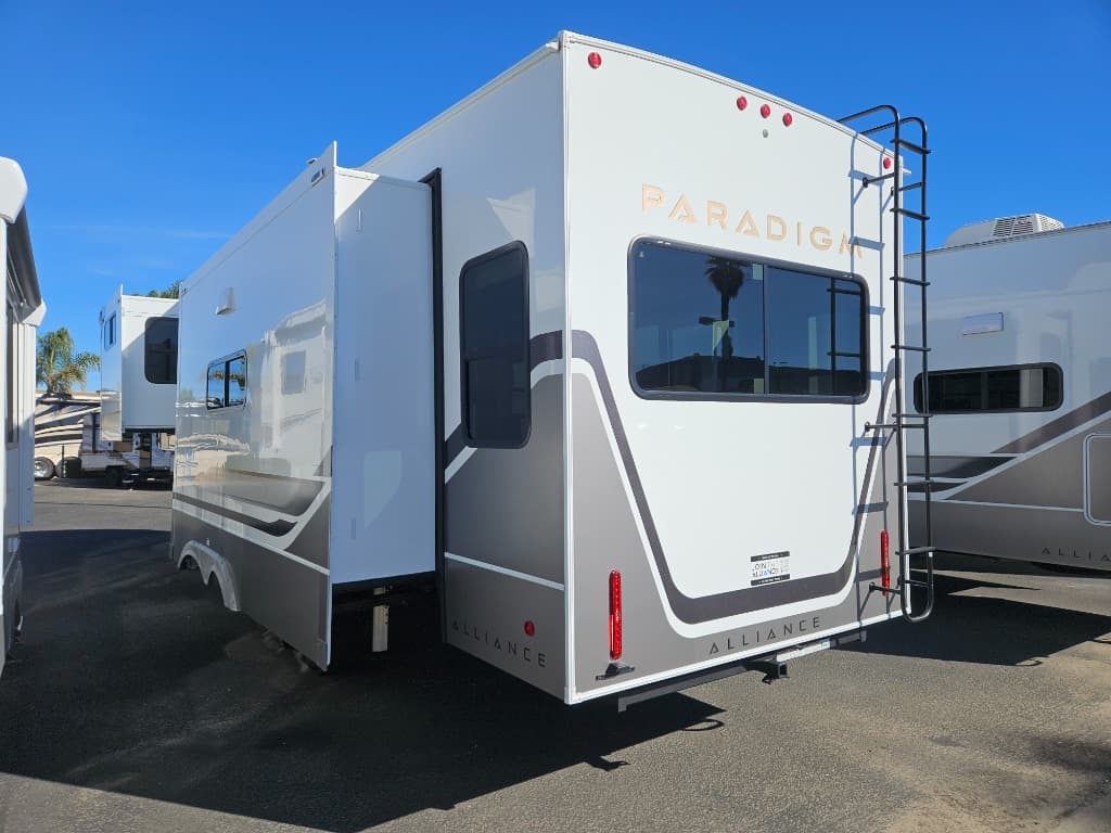 2026 Alliance RV 2026 Alliance RV Paradigm - thumbnail 5