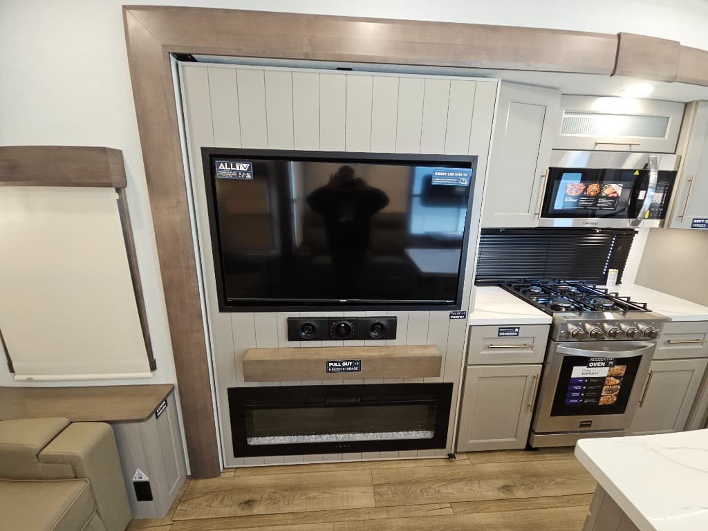 2026 Alliance RV 2026 Alliance RV Paradigm - thumbnail 18