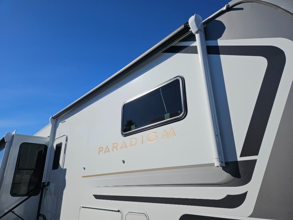 2026 Alliance RV 2026 Alliance RV Paradigm - thumbnail 58