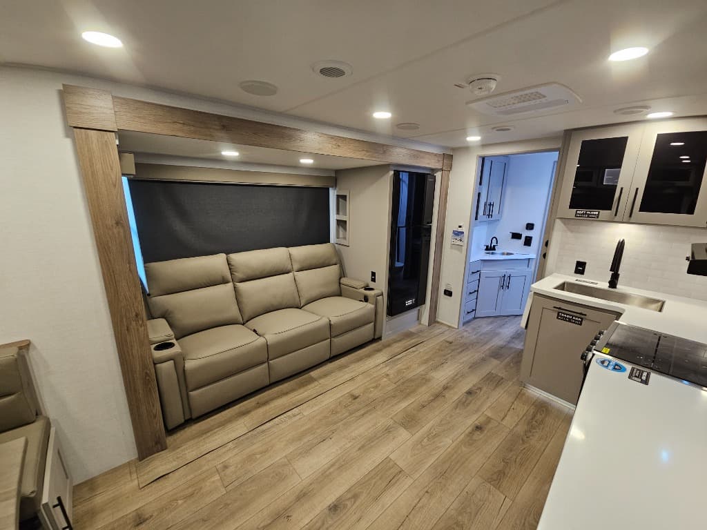 2026 Alliance RV 2026 Alliance RV Delta - thumbnail 8