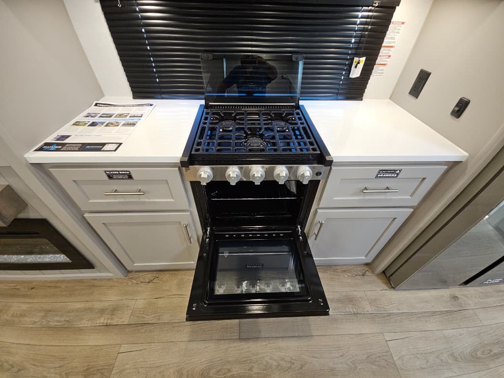 2026 Alliance RV 2026 Alliance RV Avenue - thumbnail 28