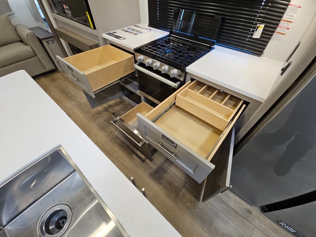 2026 Alliance RV 2026 Alliance RV Avenue - thumbnail 29