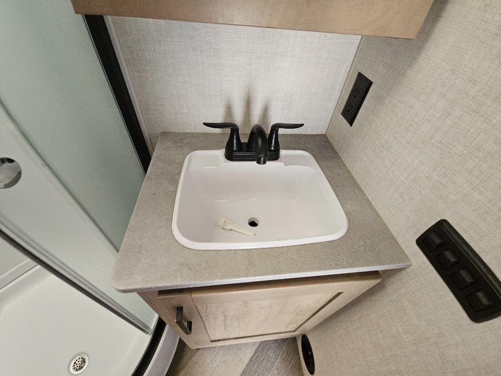 2023 Ember 2023 Ember Touring Edition - thumbnail 38