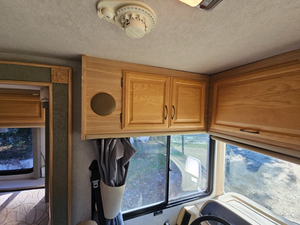 2001 Fleetwood RV 2001 Fleetwood RV Bounder - thumbnail 26