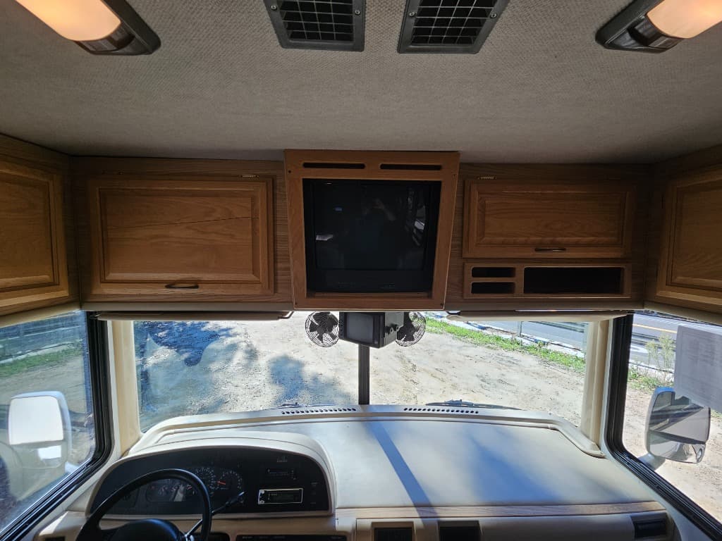 2001 Fleetwood RV 2001 Fleetwood RV Bounder - thumbnail 27