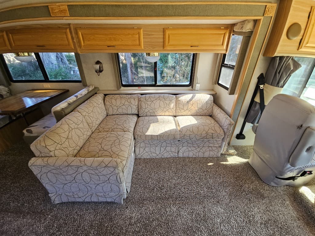 2001 Fleetwood RV 2001 Fleetwood RV Bounder - thumbnail 30