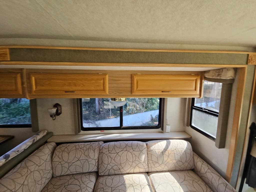 2001 Fleetwood RV 2001 Fleetwood RV Bounder - thumbnail 32