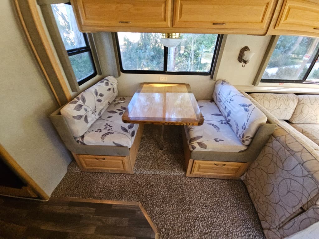 2001 Fleetwood RV 2001 Fleetwood RV Bounder - thumbnail 34