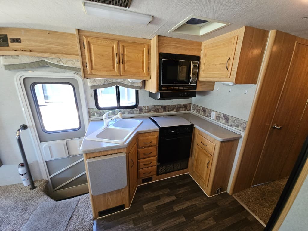 2001 Fleetwood RV 2001 Fleetwood RV Bounder - thumbnail 36