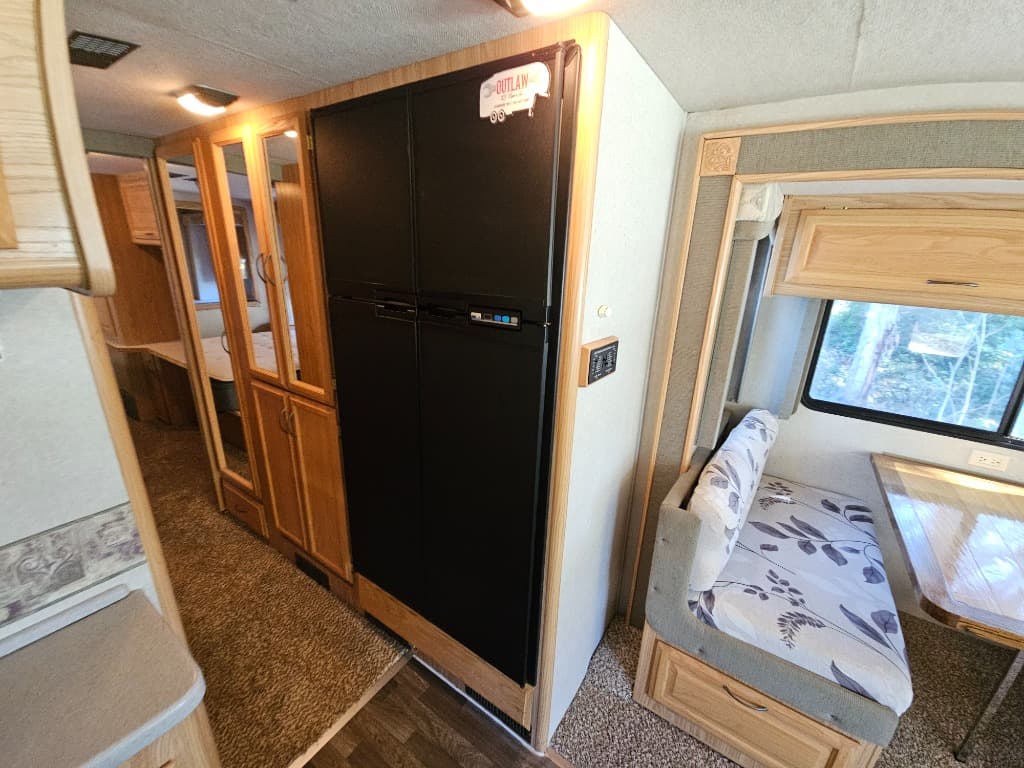 2001 Fleetwood RV 2001 Fleetwood RV Bounder - thumbnail 39