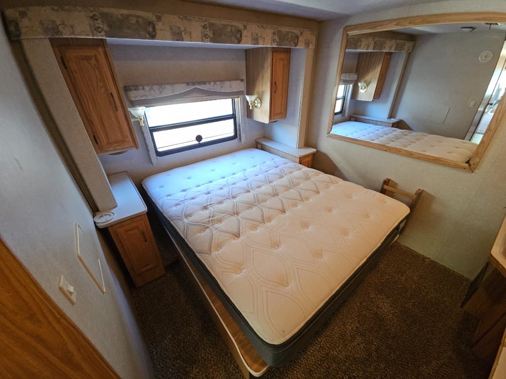 2001 Fleetwood RV 2001 Fleetwood RV Bounder - thumbnail 43