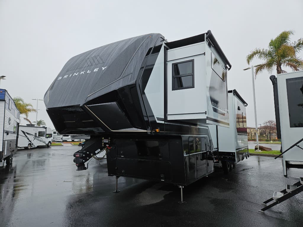 2025 Brinkley RV 2025 Brinkley RV Model G - thumbnail 6