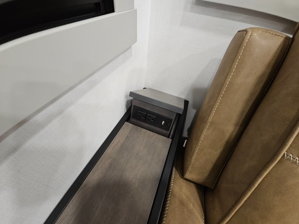 2025 Brinkley RV 2025 Brinkley RV Model G - thumbnail 13